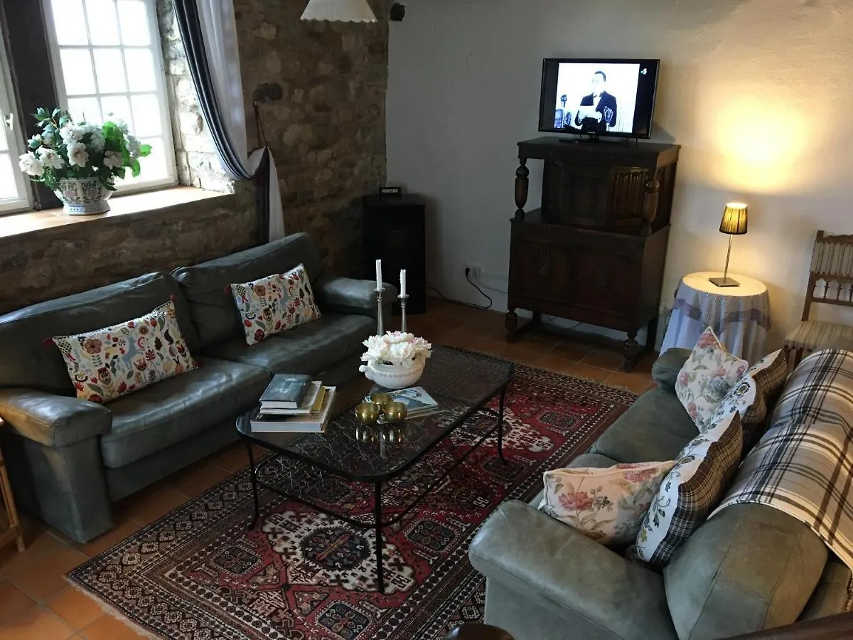 Les Gites Perard Caylus Holiday home