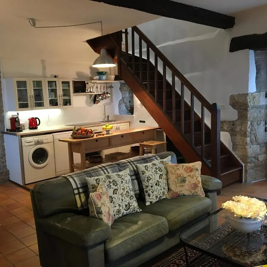 Holiday home Les Gites Perard Caylus