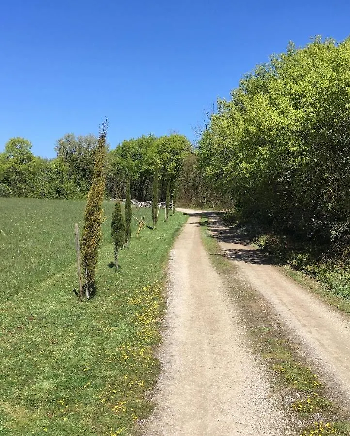 Les Gites Perard Caylus Holiday home