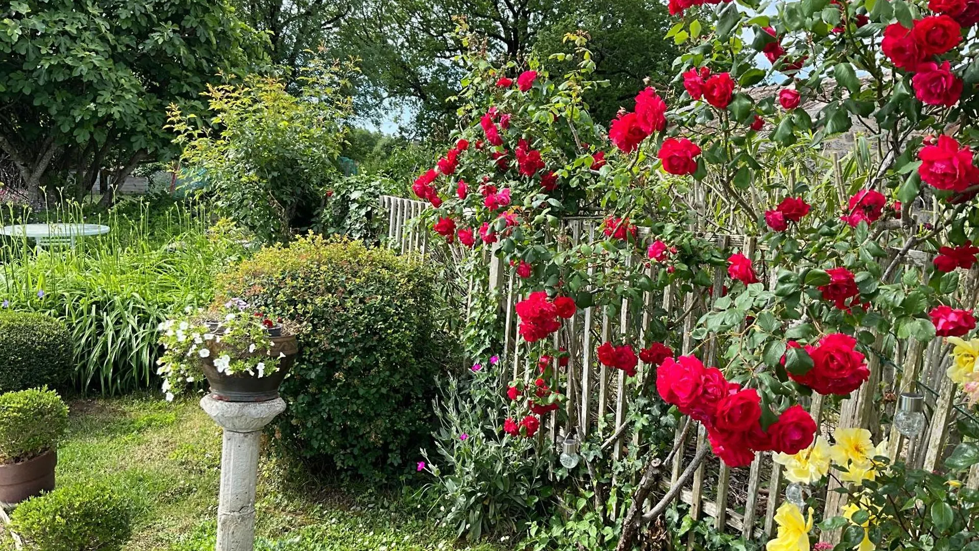 Les Gîtes Pérard Caylus 0*,  France